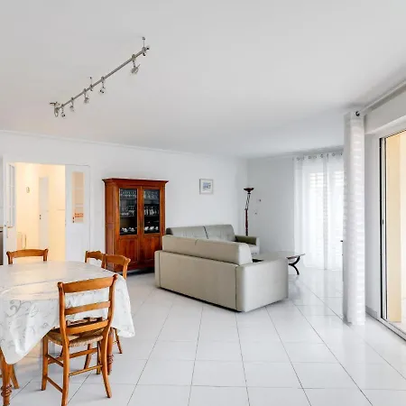 L'amiral By Interhome * Saint-Raphaël
